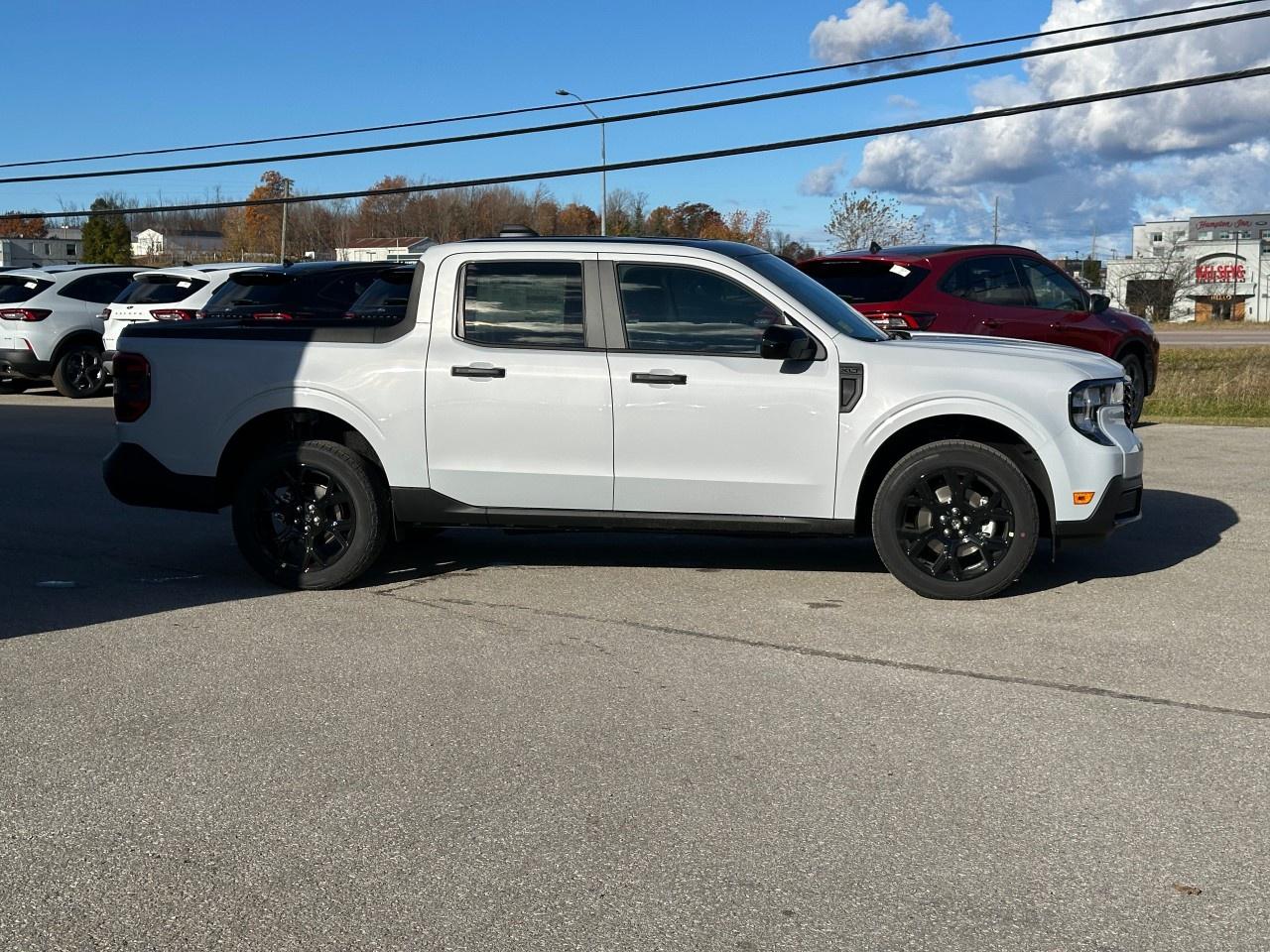 2025 Ford Maverick XLT AWD SuperCrew Photo