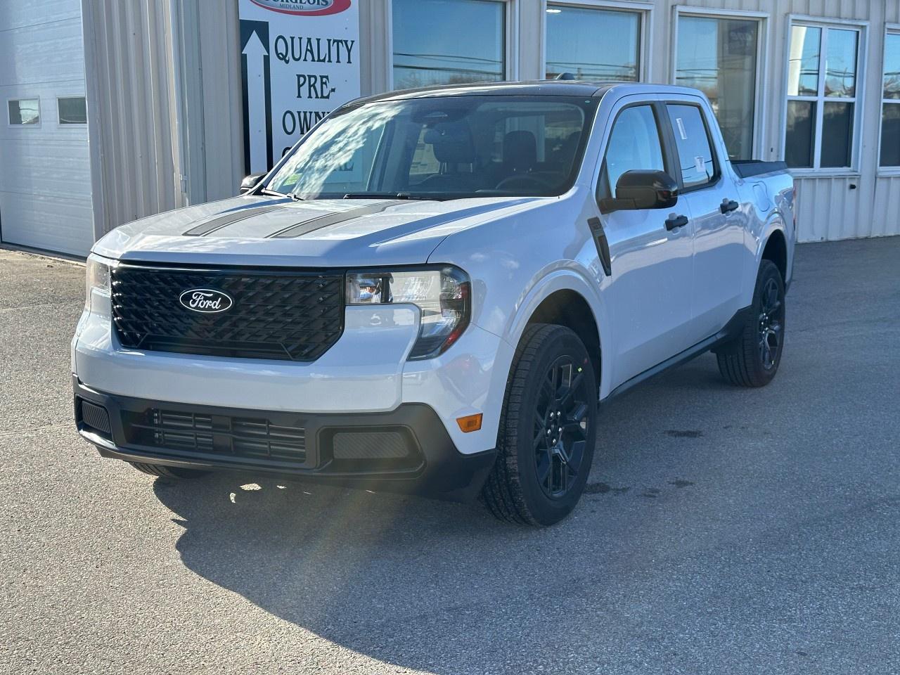 2025 Ford Maverick XLT AWD SuperCrew Photo