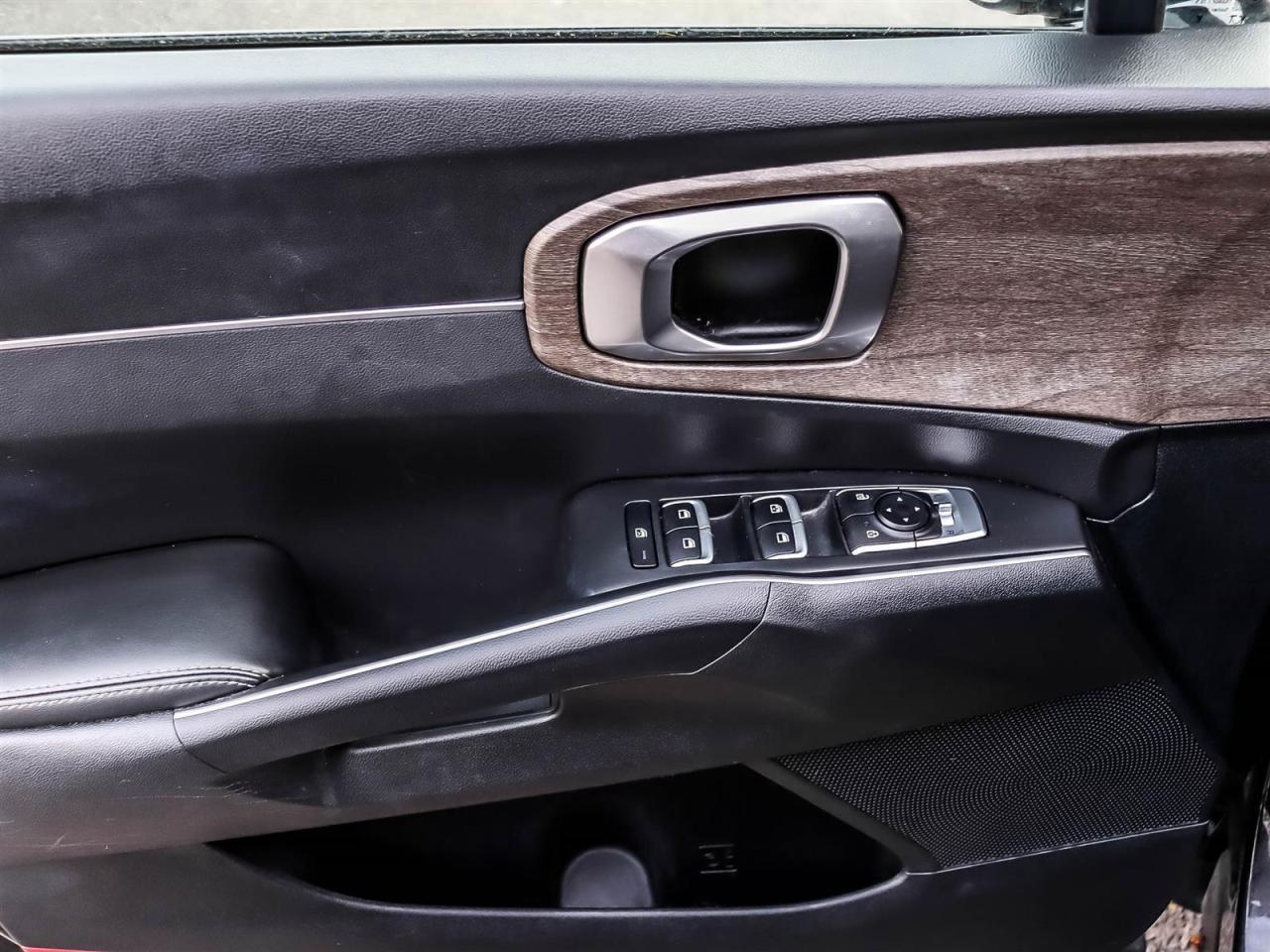 2021 Kia Sorento 2.5T EX Photo4