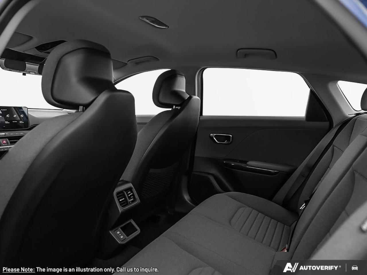 2025 Kia K4 EX FWD Photo