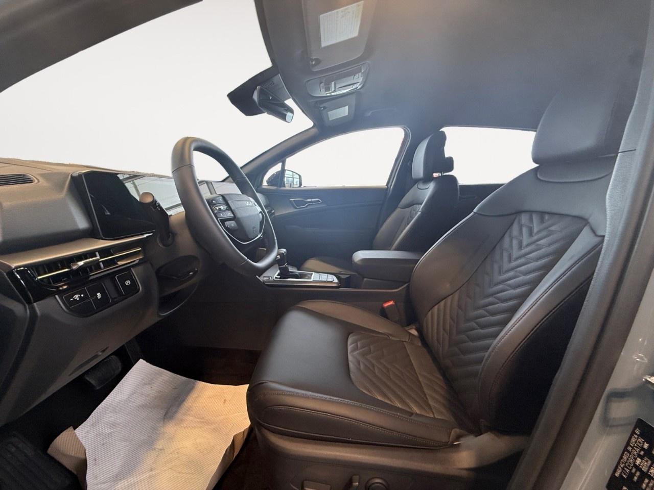 2026 Kia Sportage X-line AWD Photo