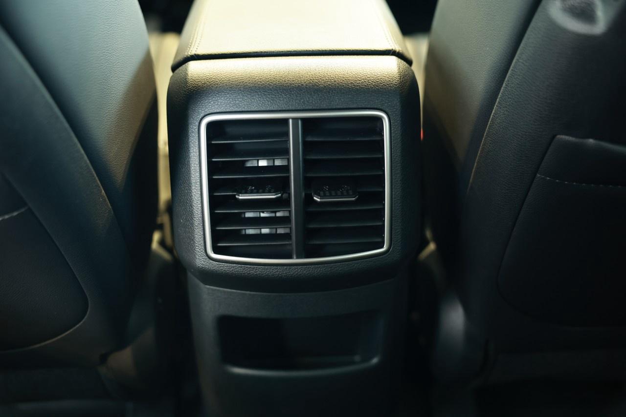 2026 Kia Sportage X-line AWD Photo