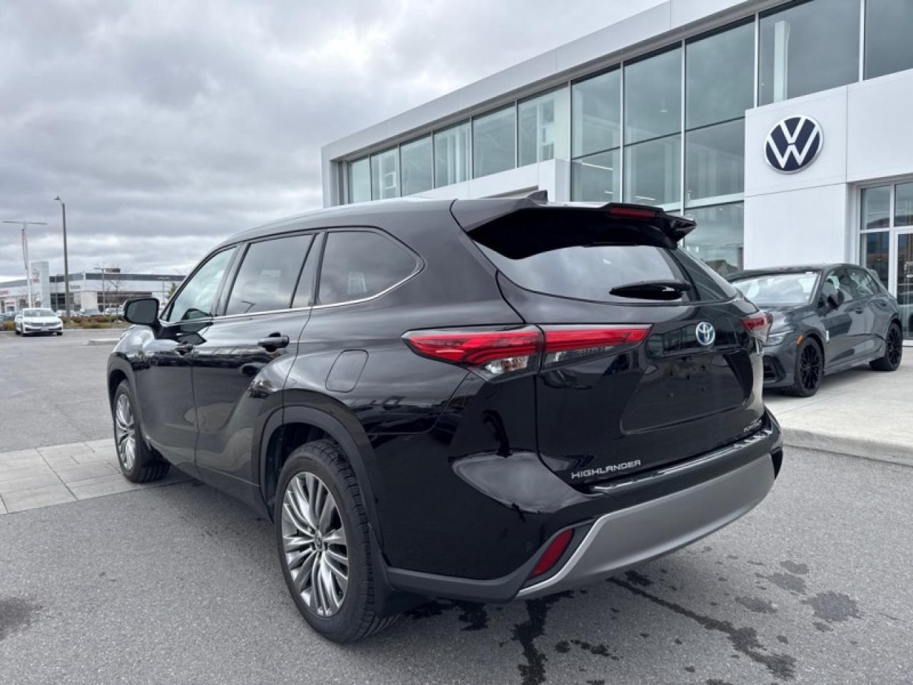 2020 Toyota Highlander HYBRID Limited  - Sunroof Photo