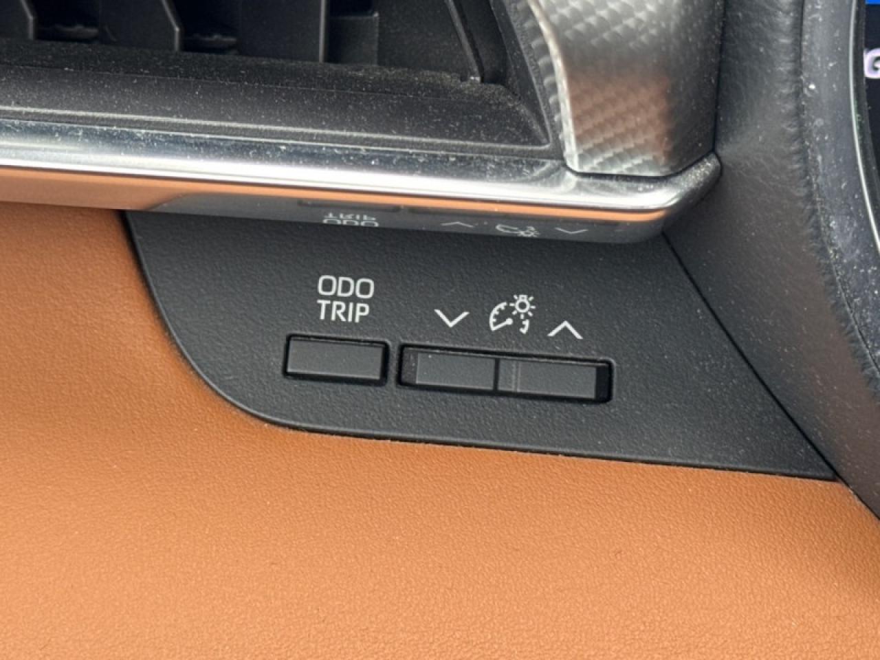 2020 Toyota Highlander HYBRID Limited  - Sunroof Photo
