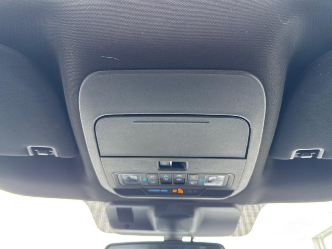 2023 Ford F-150 XLT  - Sunroof Photo