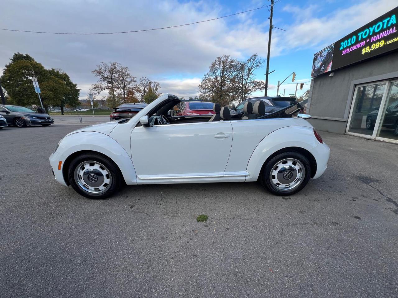 2018 Volkswagen Beetle Classic Photo