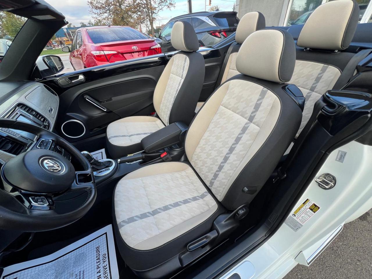 2018 Volkswagen Beetle Classic Photo