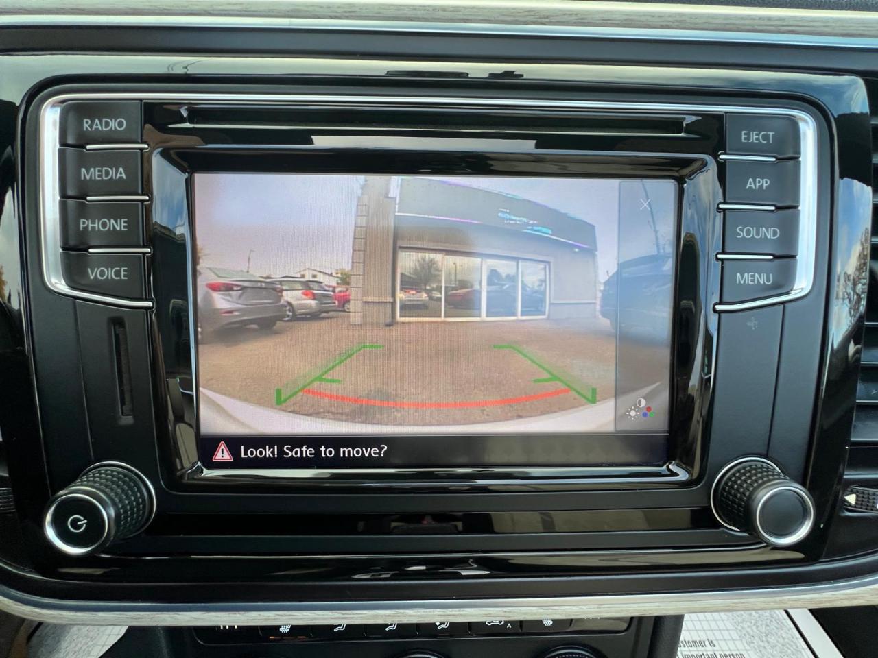 2018 Volkswagen Beetle Classic Photo