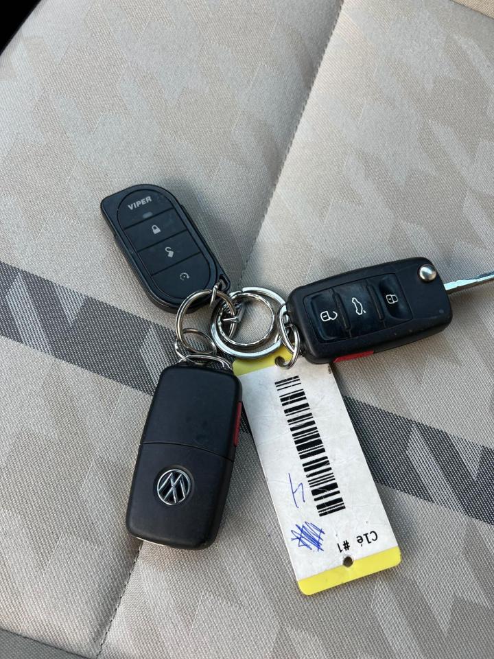 2018 Volkswagen Beetle Classic Photo