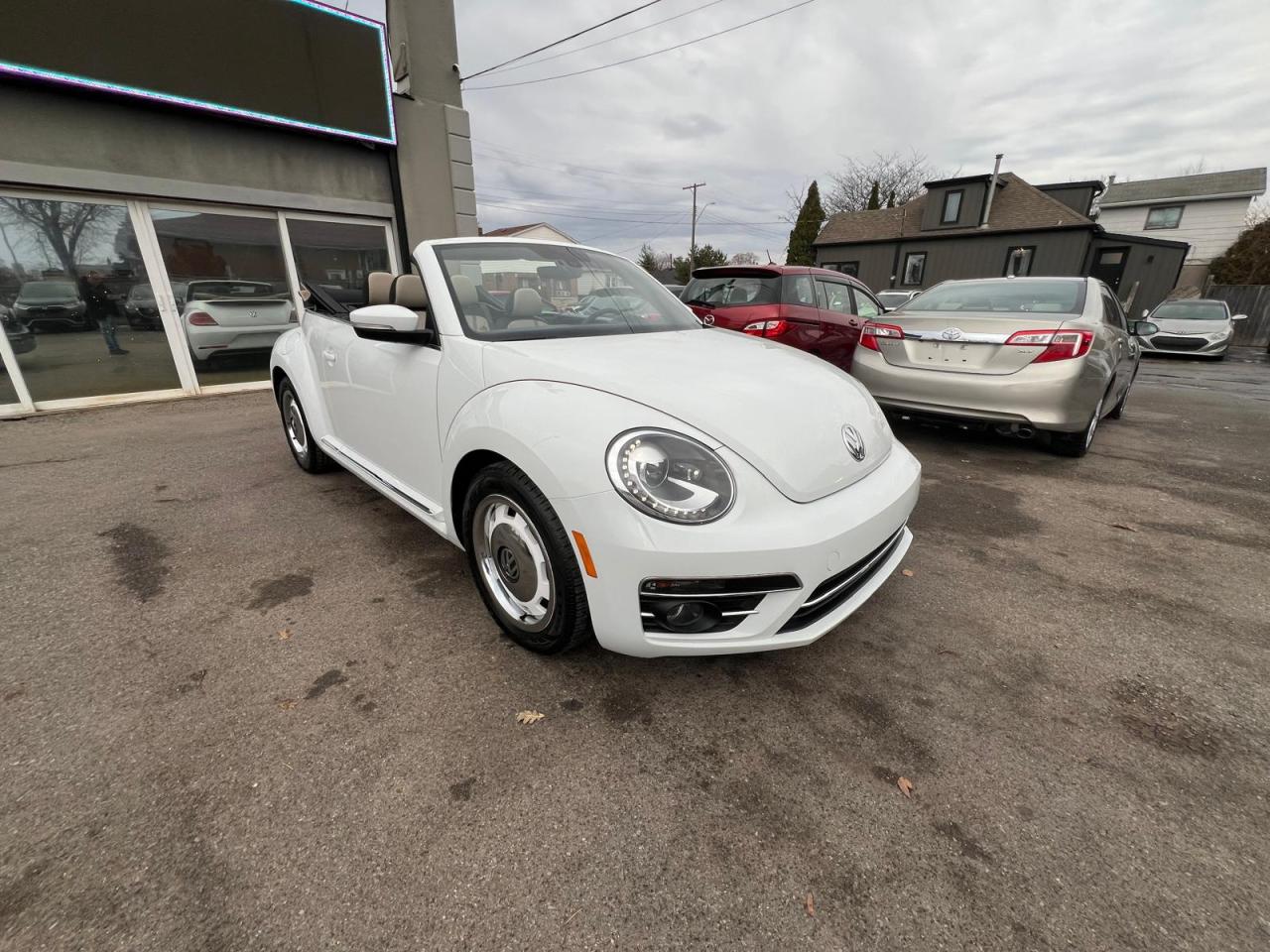 2018 Volkswagen Beetle Classic Photo