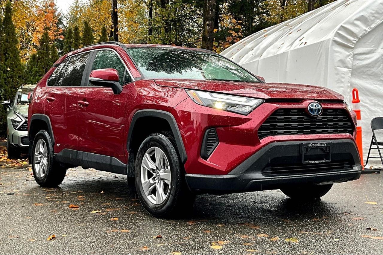 Used 2022 Toyota RAV4 Hybrid XLE AWD for sale in Abbotsford, BC
