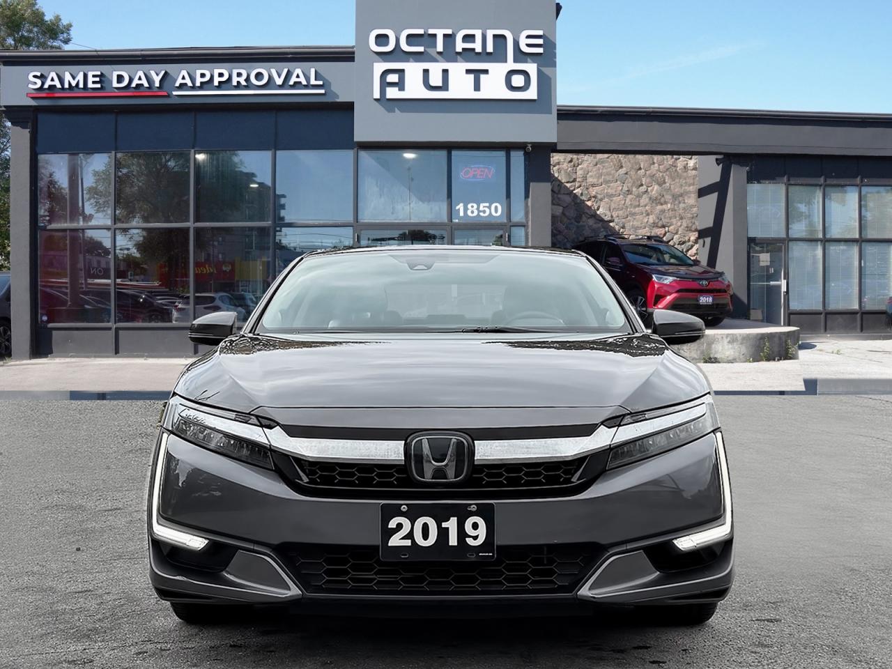 2019 Honda Clarity Plug-In Hybrid - Photo #2