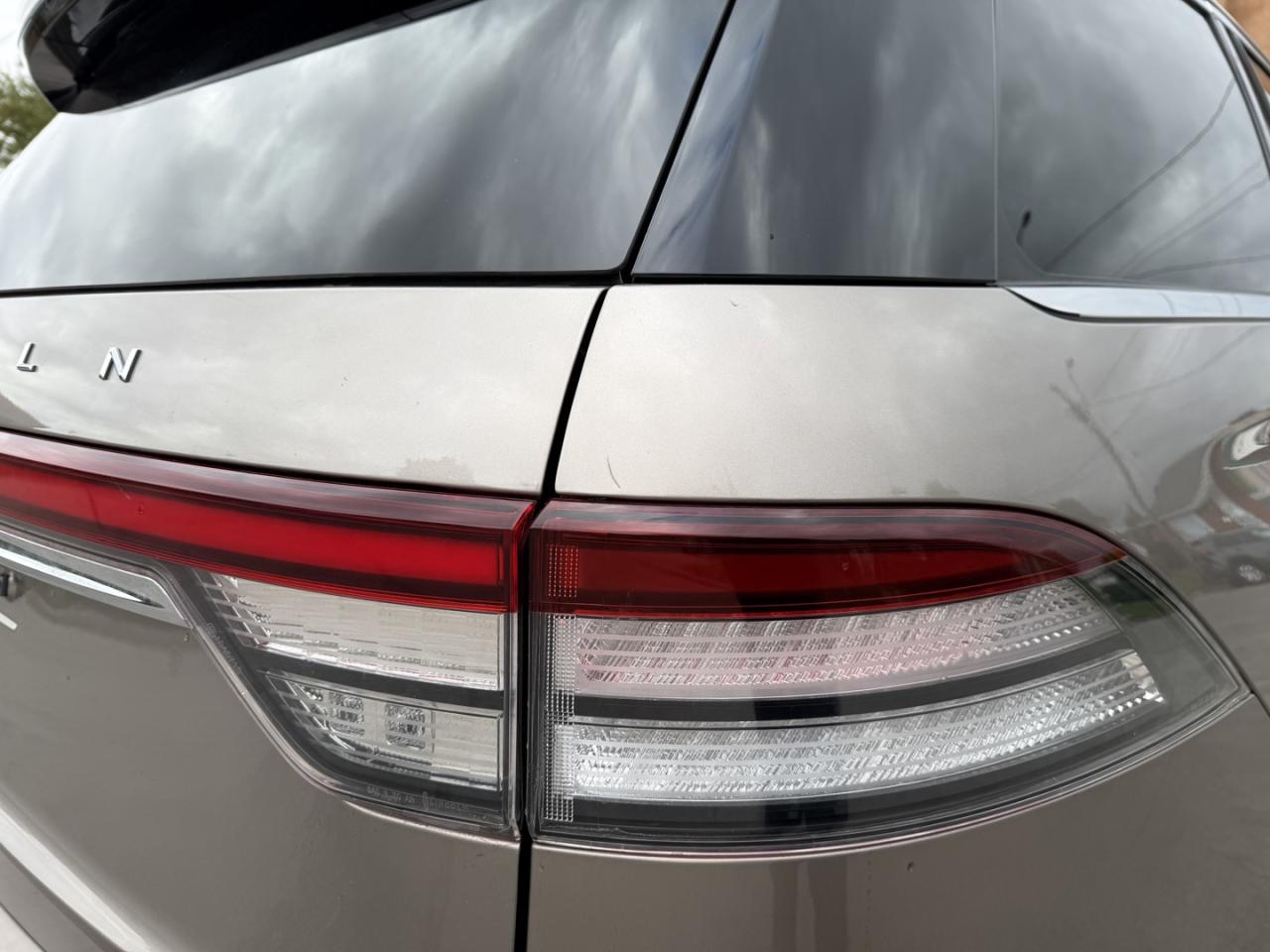 2020 Lincoln Aviator Reserve AWD - Photo #7