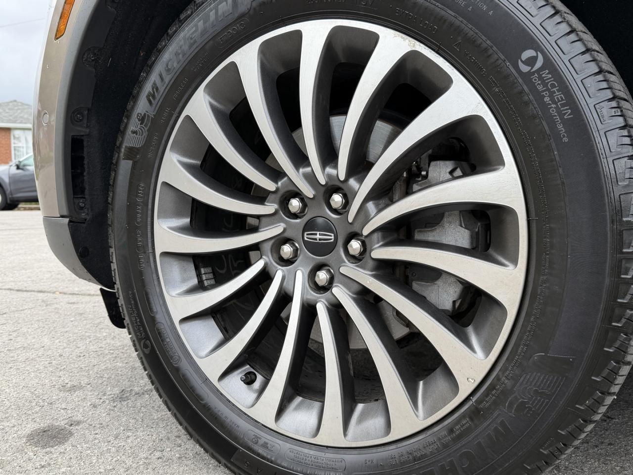 2020 Lincoln Aviator Reserve AWD - Photo #8