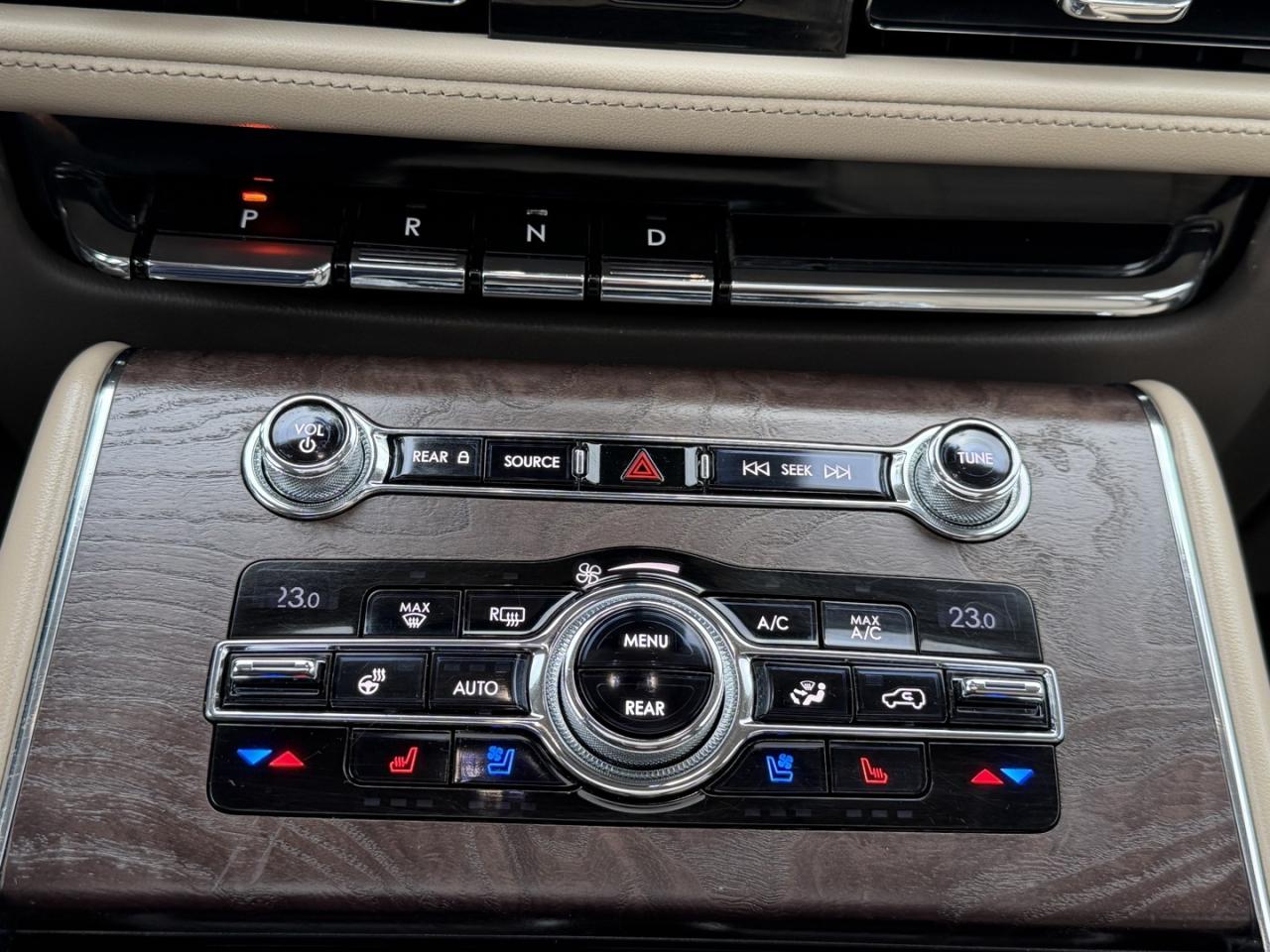 2020 Lincoln Aviator Reserve AWD - Photo #25