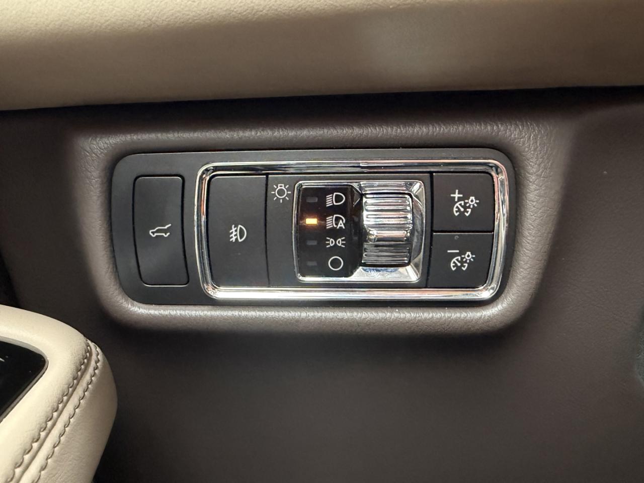 2020 Lincoln Aviator Reserve AWD - Photo #28