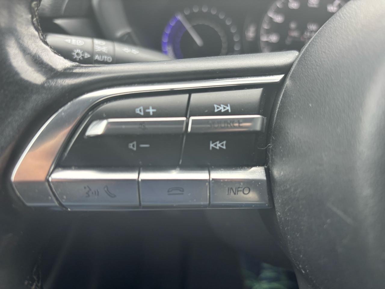 2022 Mazda MX-3 GS - Photo #5