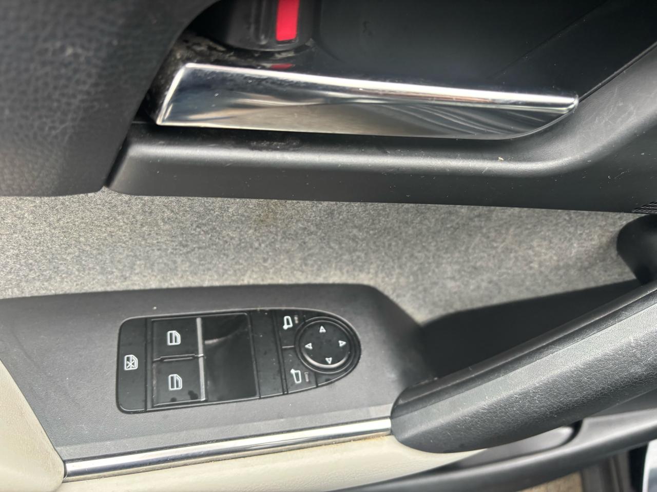 2022 Mazda MX-3 GS - Photo #10