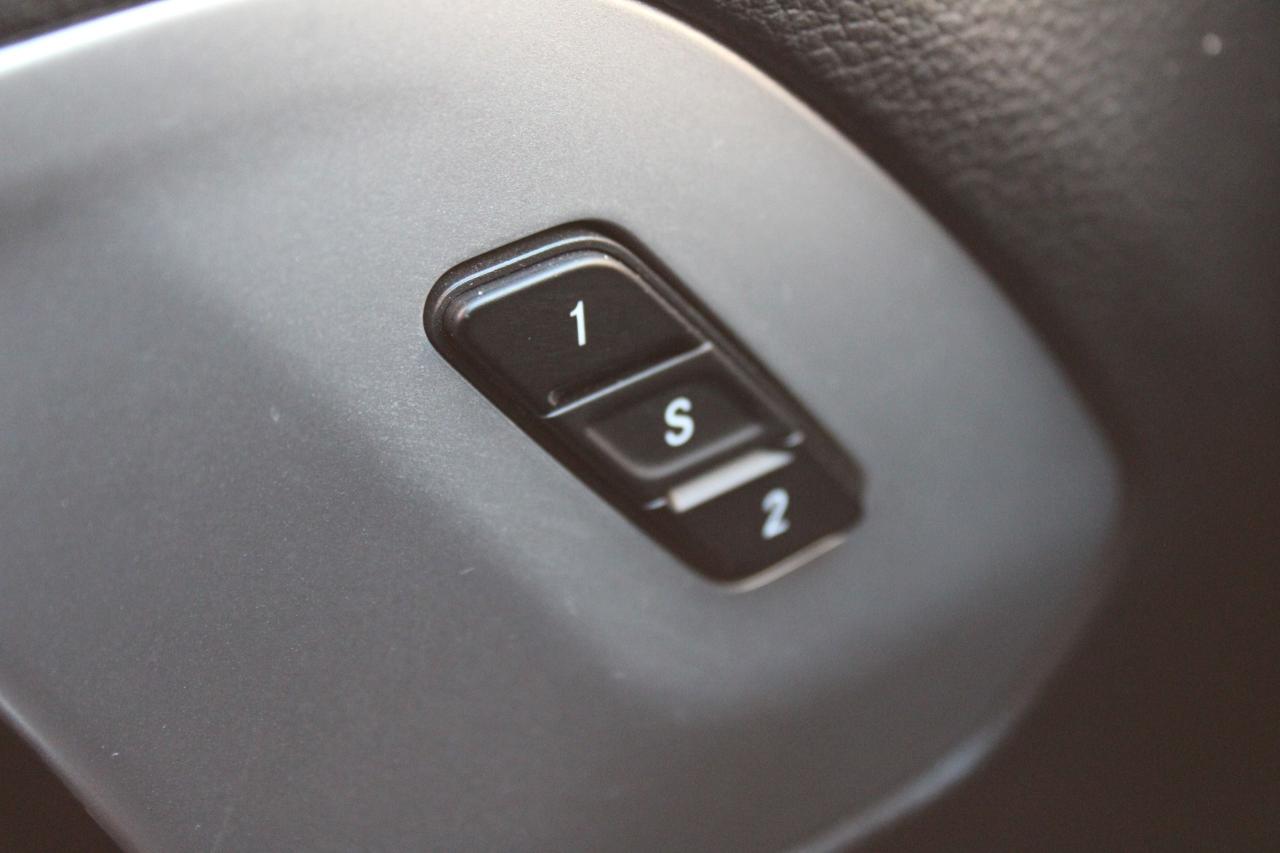 2023 Chrysler Pacifica Touring L FWD - Photo #15