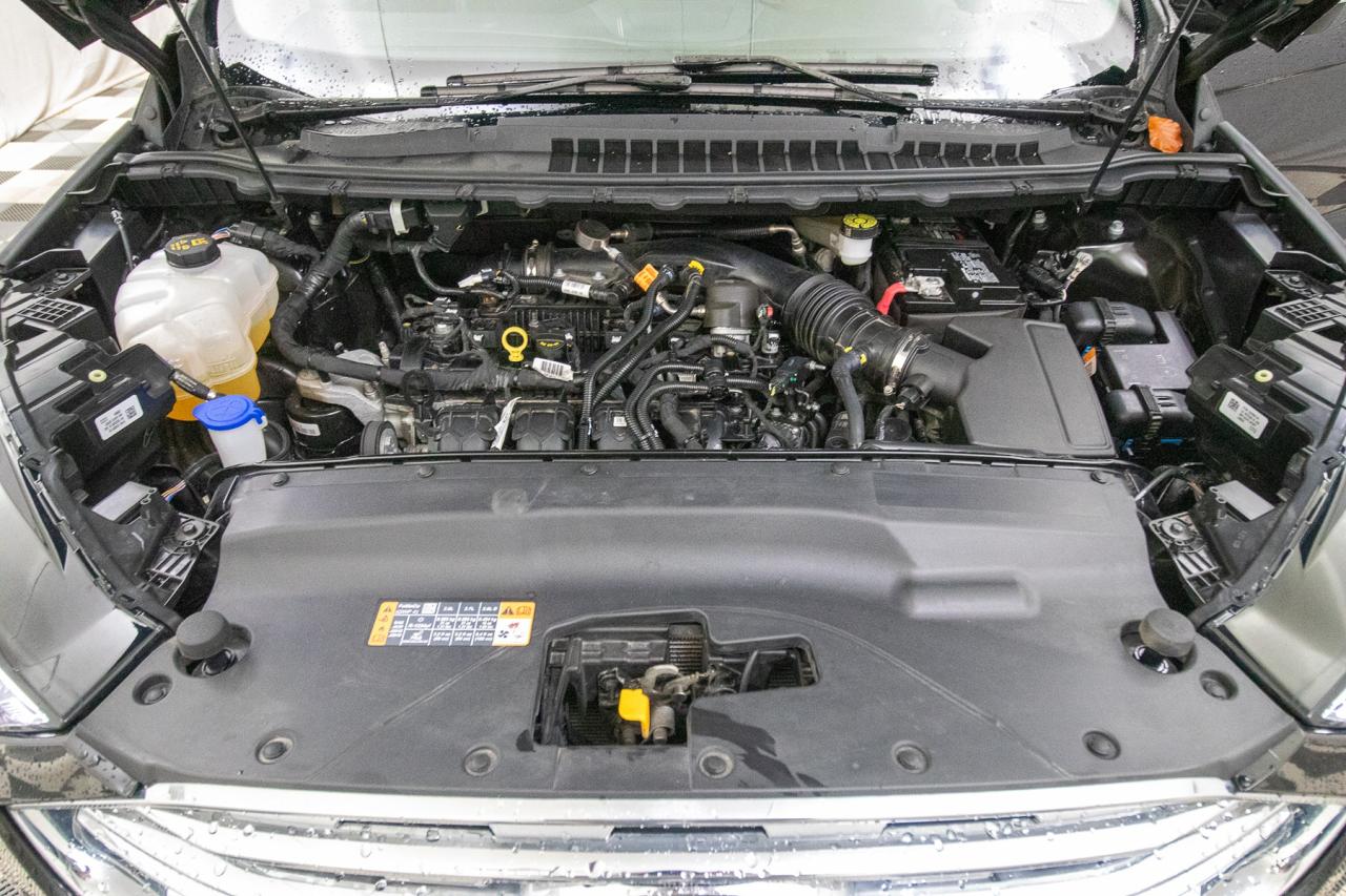 2024 Ford Edge Titanium AWD Photo5