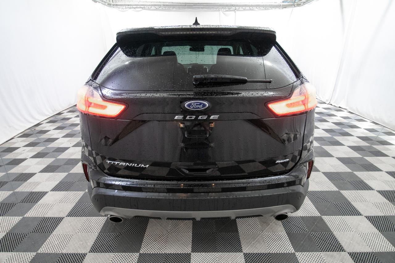 2024 Ford Edge Titanium AWD Photo5