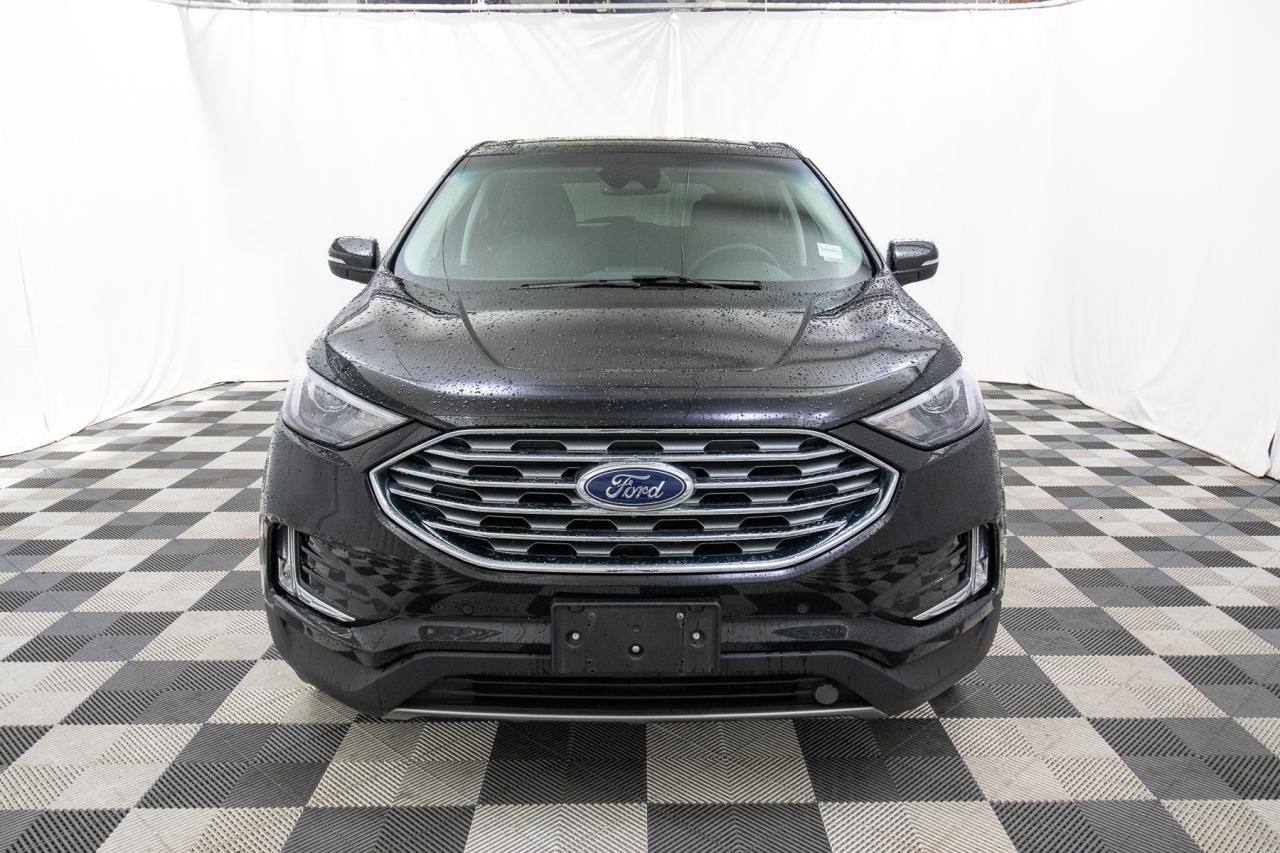 2024 Ford Edge Titanium AWD Photo