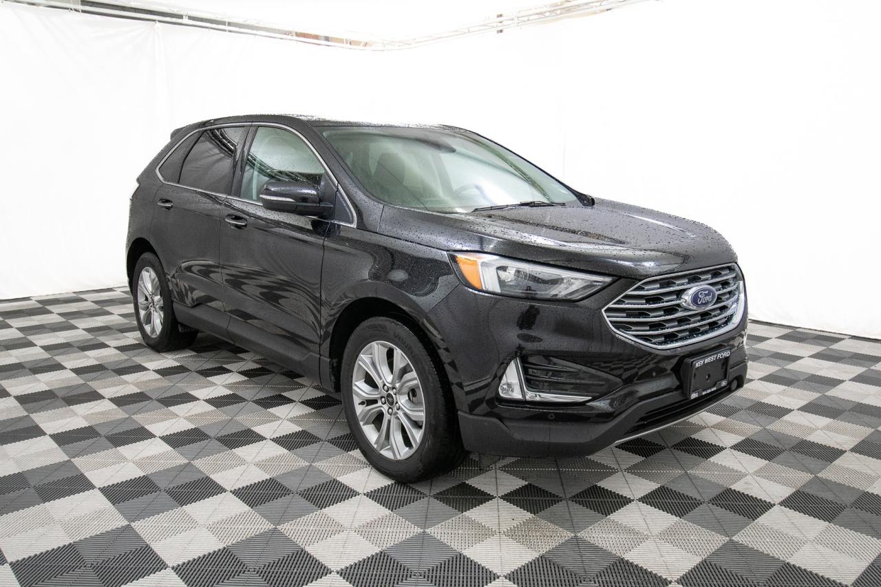 2024 Ford Edge Titanium AWD Photo5