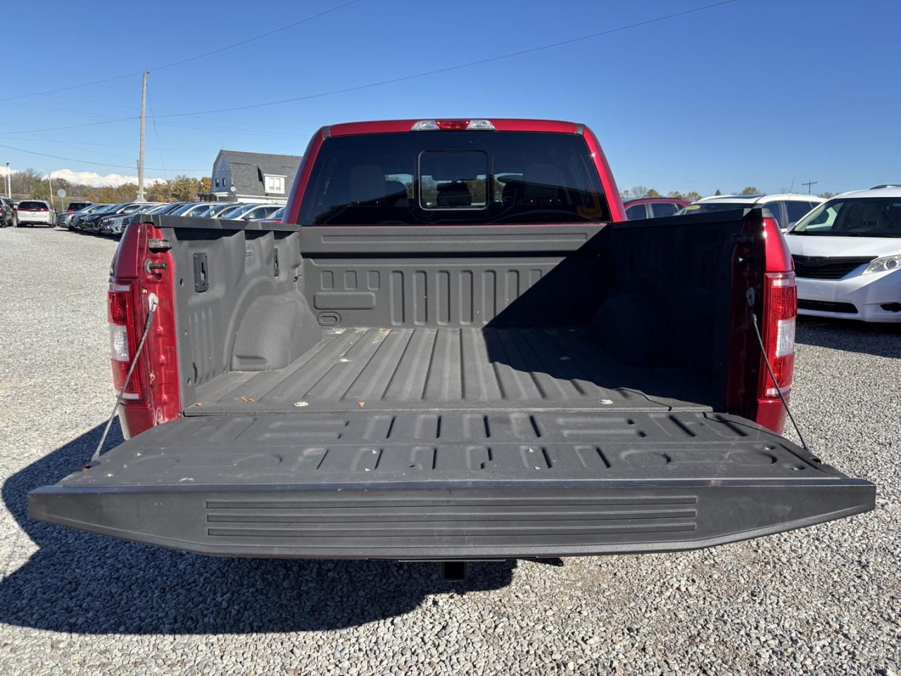 2018 Ford F-150 XLT *NO ACCIDENTS*5.0*4x4*~ Photo