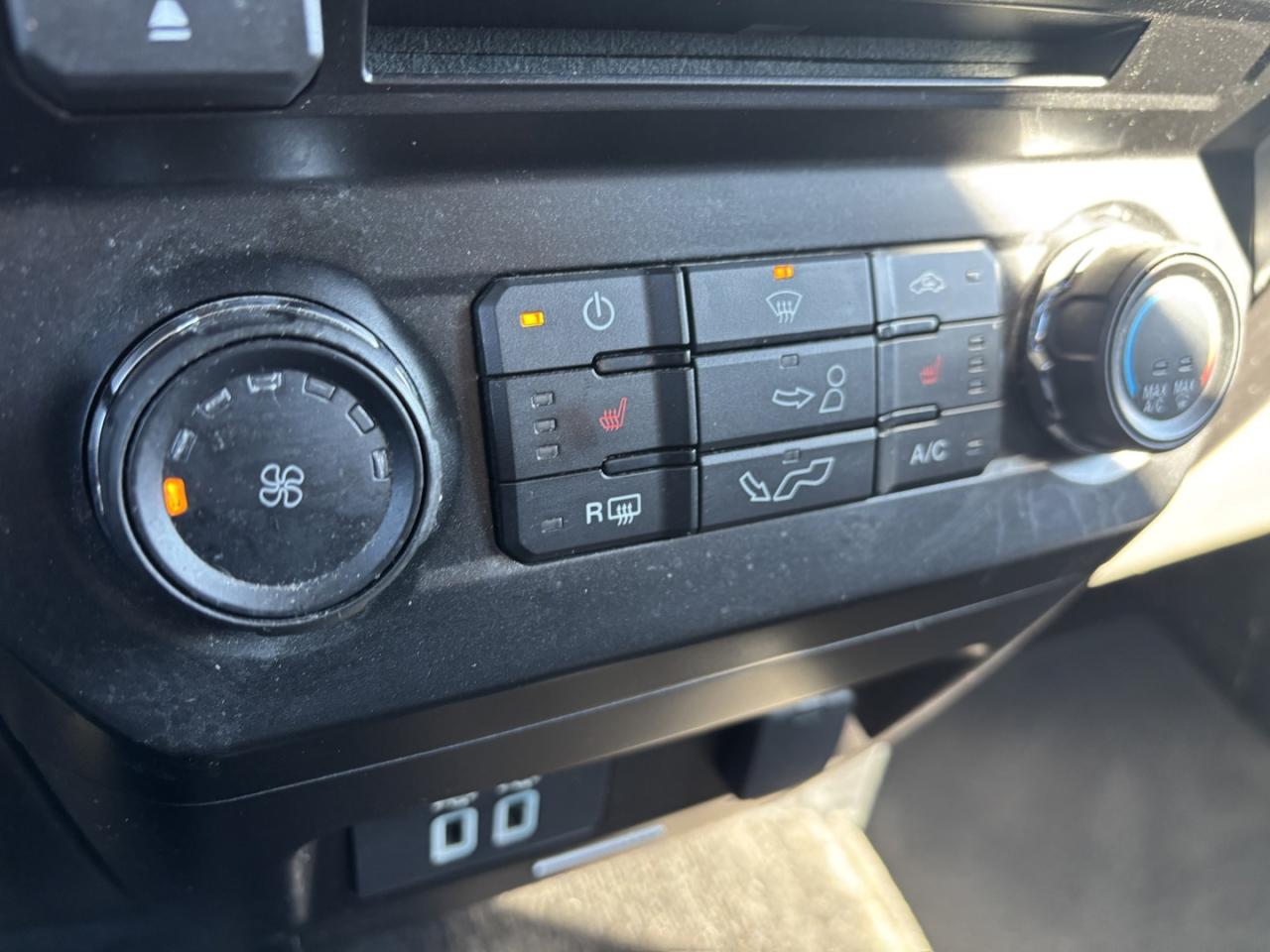 2018 Ford F-150 XLT *NO ACCIDENTS*5.0*4x4*~ Photo