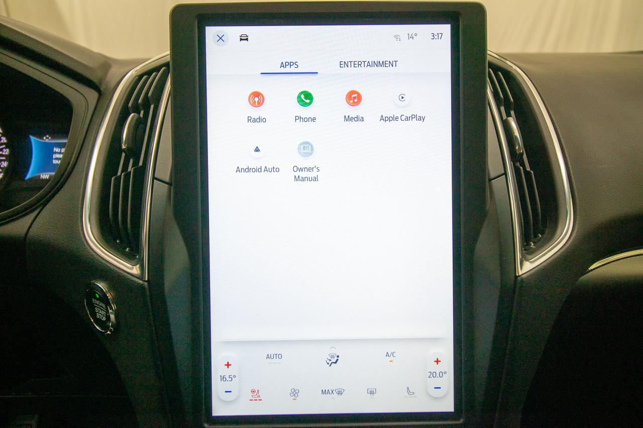 2024 Ford Edge Titanium AWD Photo5