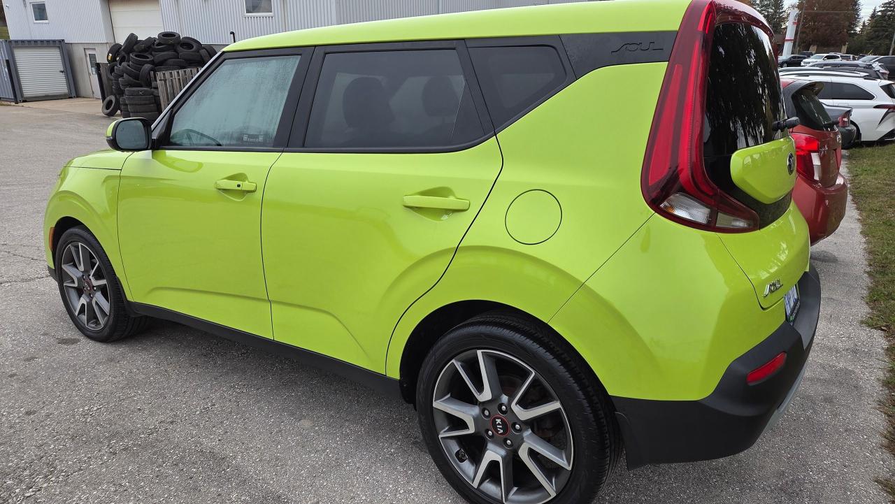 2020 Kia Soul EX PREMIUM - Photo #2