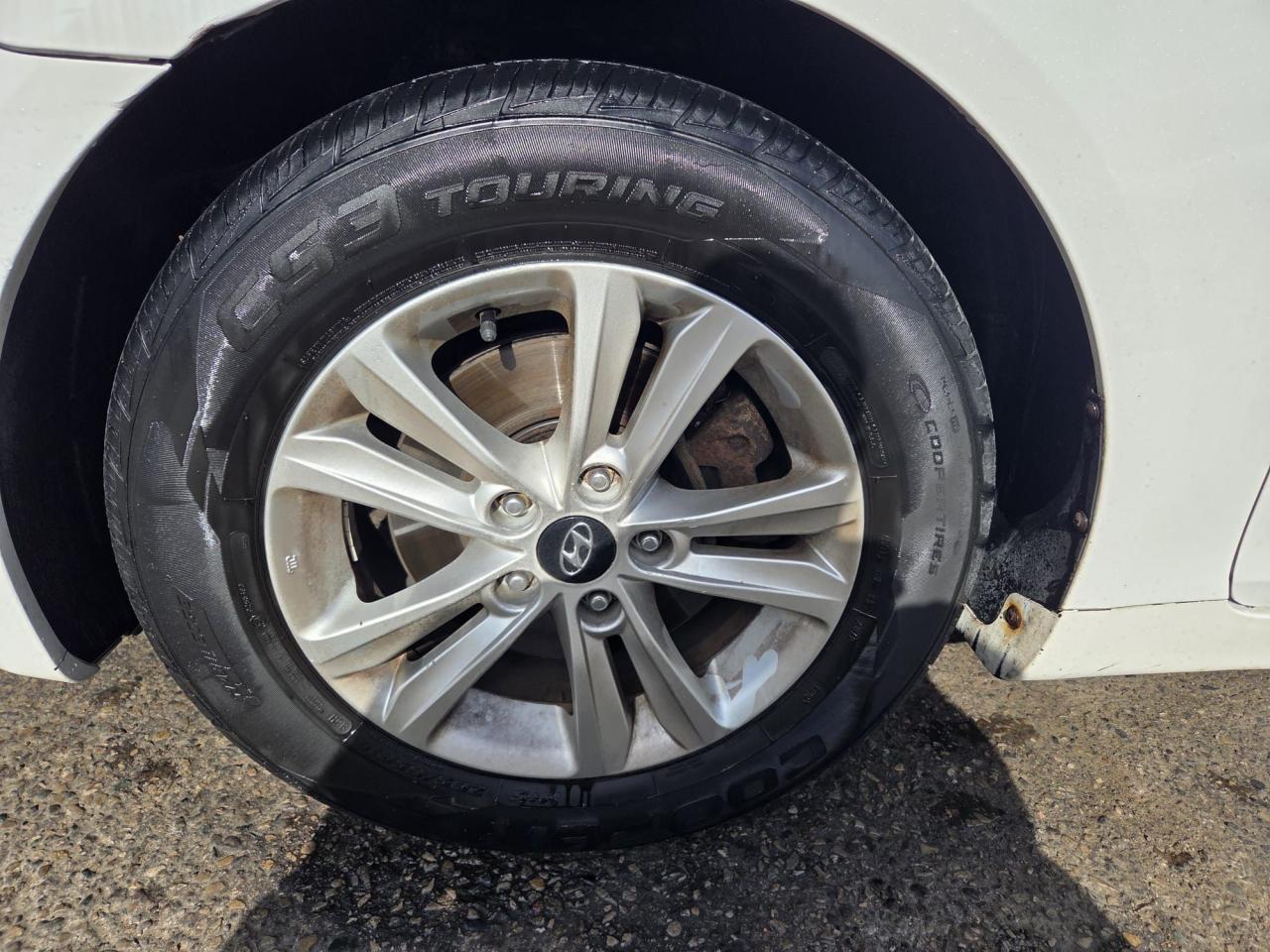 2011 Hyundai Sonata GLS - Photo #11