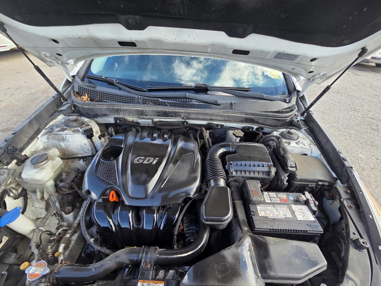 2011 Hyundai Sonata GLS - Photo #9