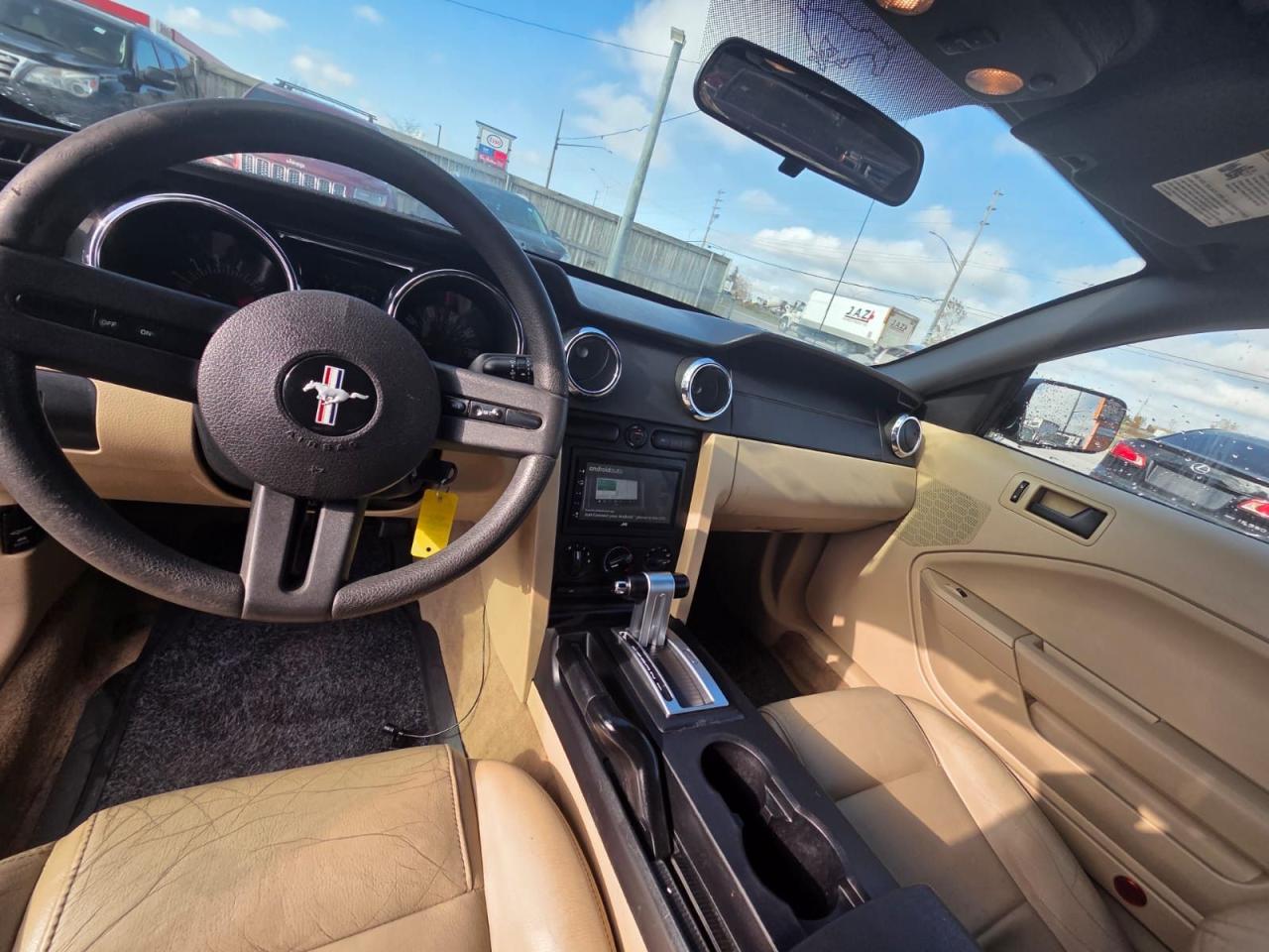 2005 Ford Mustang  - Photo #12