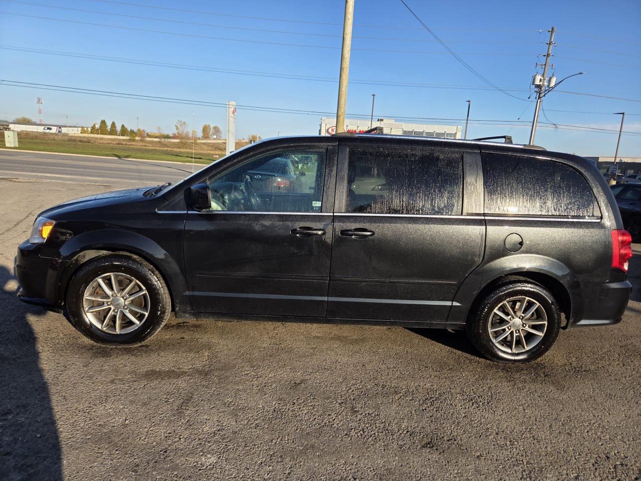 2015 Dodge Grand Caravan SXT Premium Plus - Photo #2