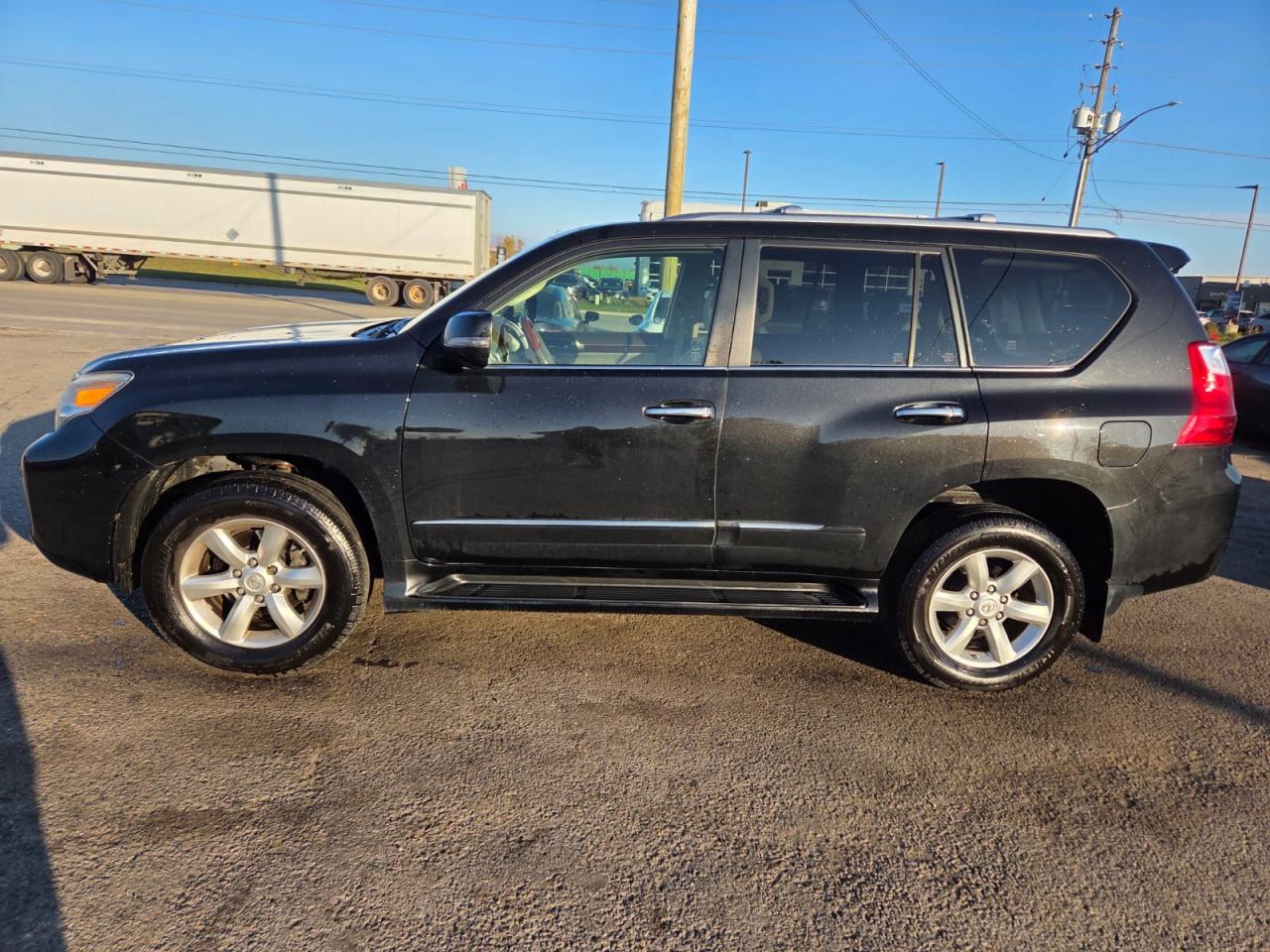2013 Lexus GX 460 Executive - Photo #2