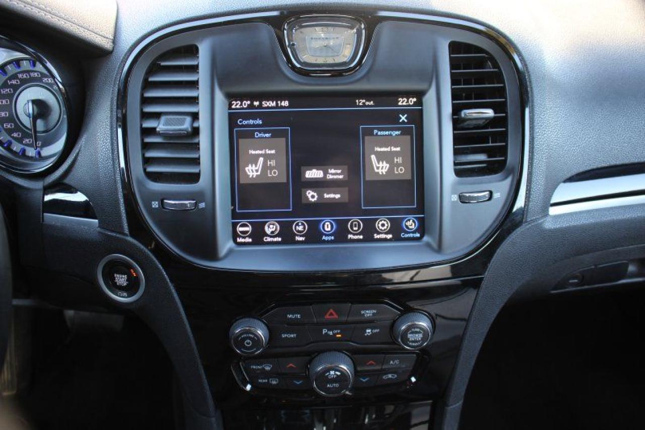 2022 Chrysler 300 300S*RWD*Heated Leather*Moon Roof*CarPlay*Rear Cam - Photo #27