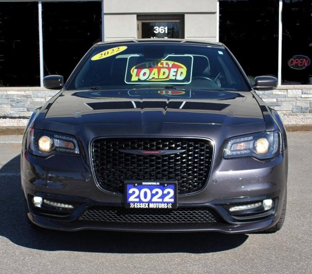 2022 Chrysler 300 300S*RWD*Heated Leather*Moon Roof*CarPlay*Rear Cam - Photo #2