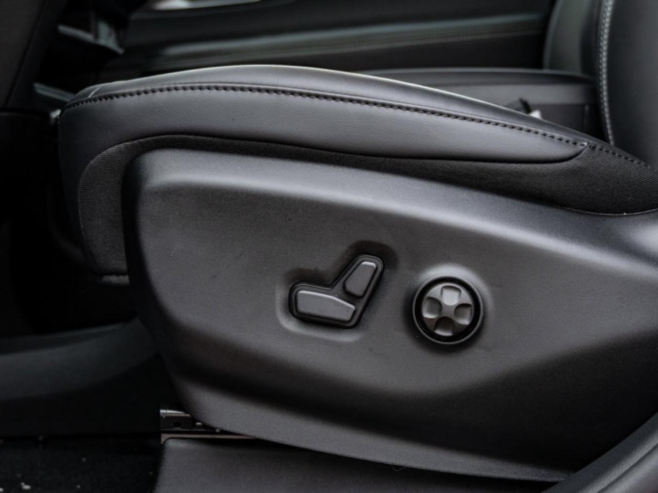 2026 Dodge Grand Caravan SXT Photo