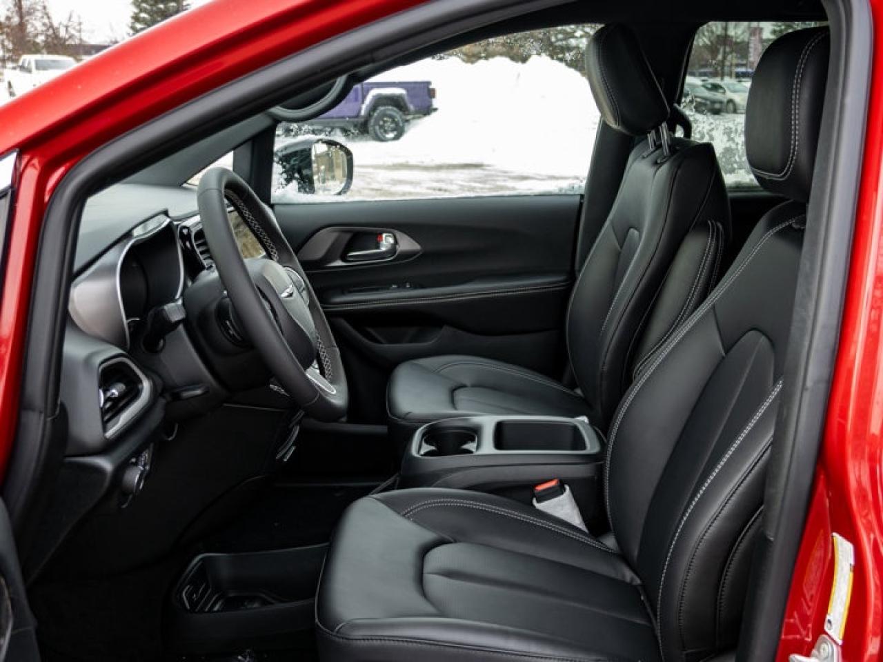 2026 Dodge Grand Caravan SXT Photo