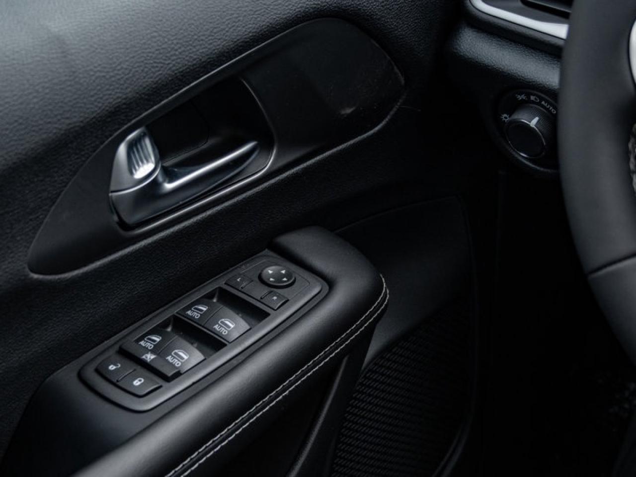 2026 Dodge Grand Caravan SXT Photo