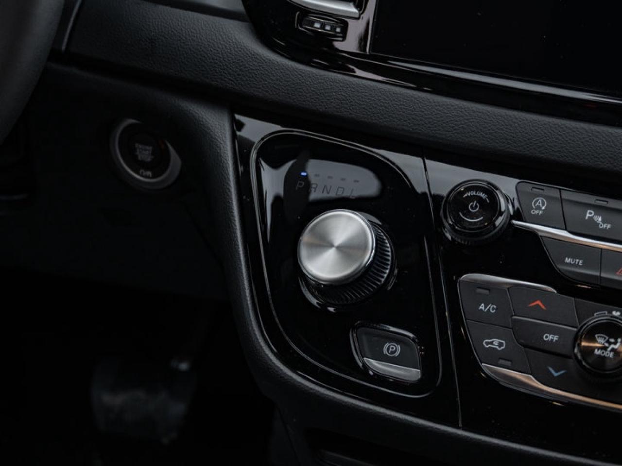 2026 Dodge Grand Caravan SXT Photo