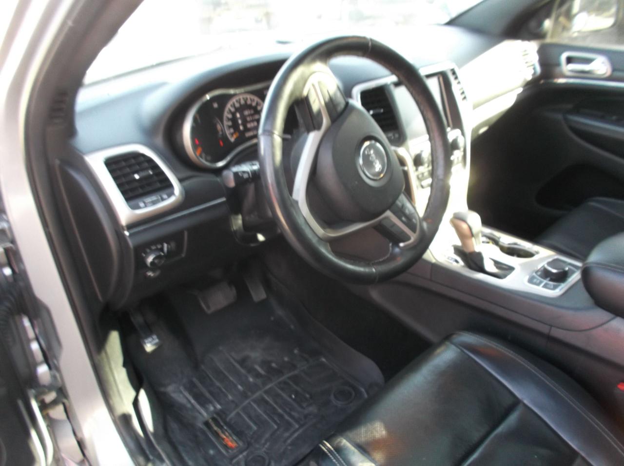 2017 Jeep Grand Cherokee AWD LIMITED - Photo #6