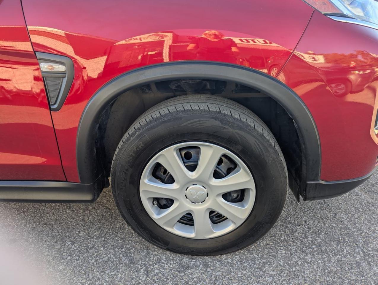 2022 Mitsubishi RVR ES  DON'T PAY FOR 6 MONTHS OAC!! Photo3