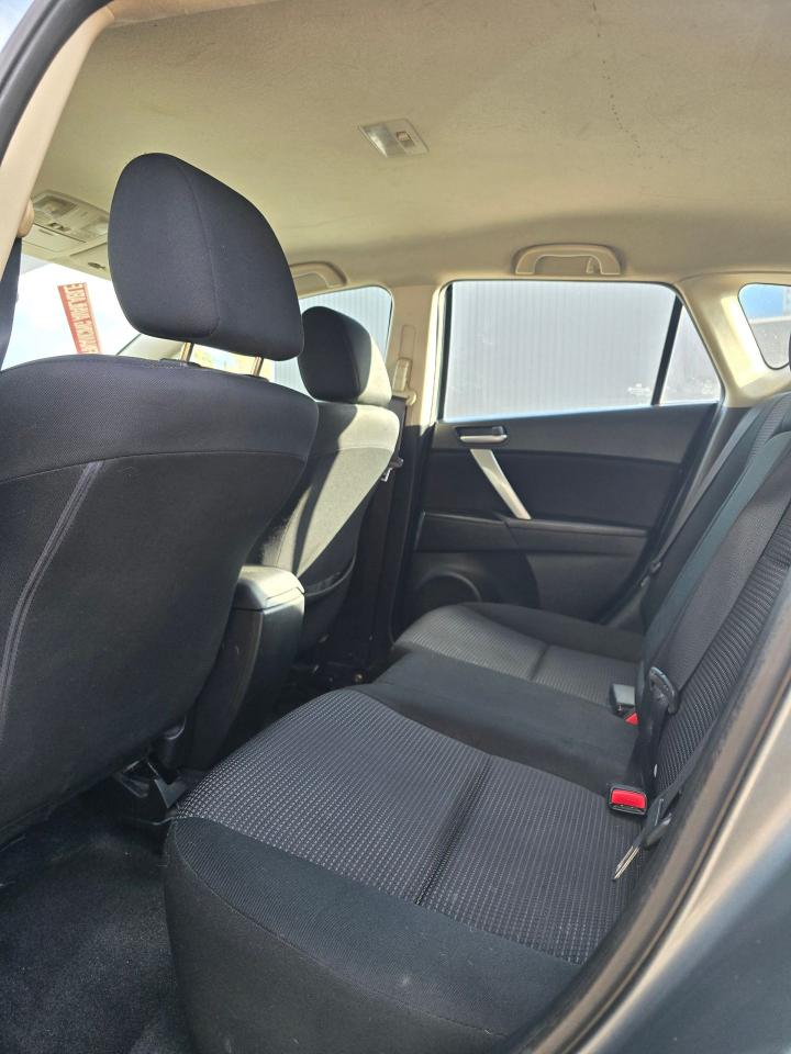 2012 Mazda MAZDA3 GS-SKY - Photo #9