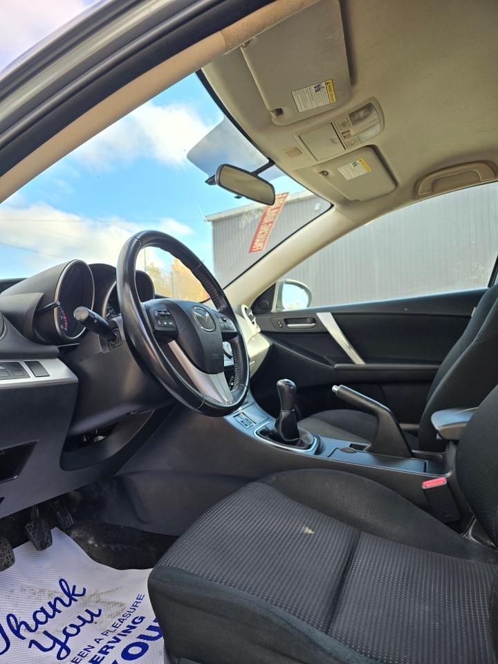 2012 Mazda MAZDA3 GS-SKY - Photo #11