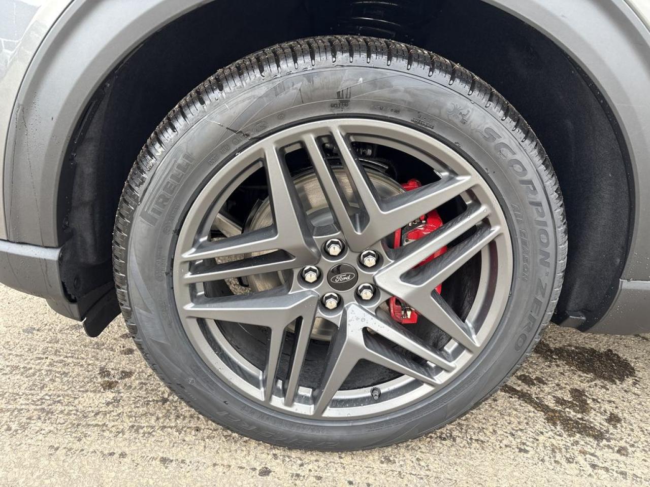 2026 Ford Explorer ST 400A Photo2