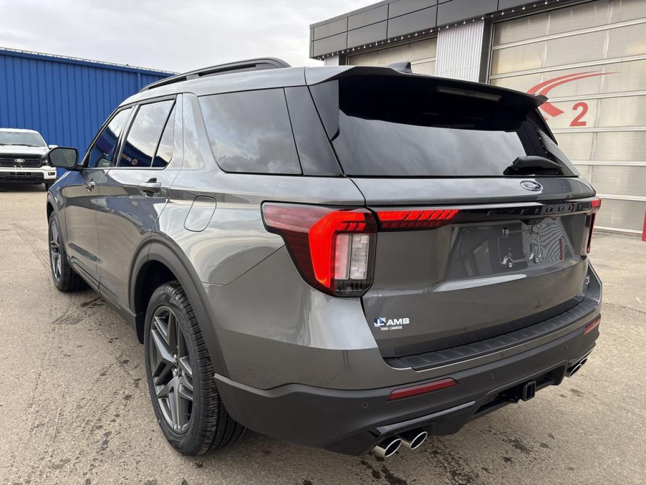 2026 Ford Explorer ST 400A Photo4