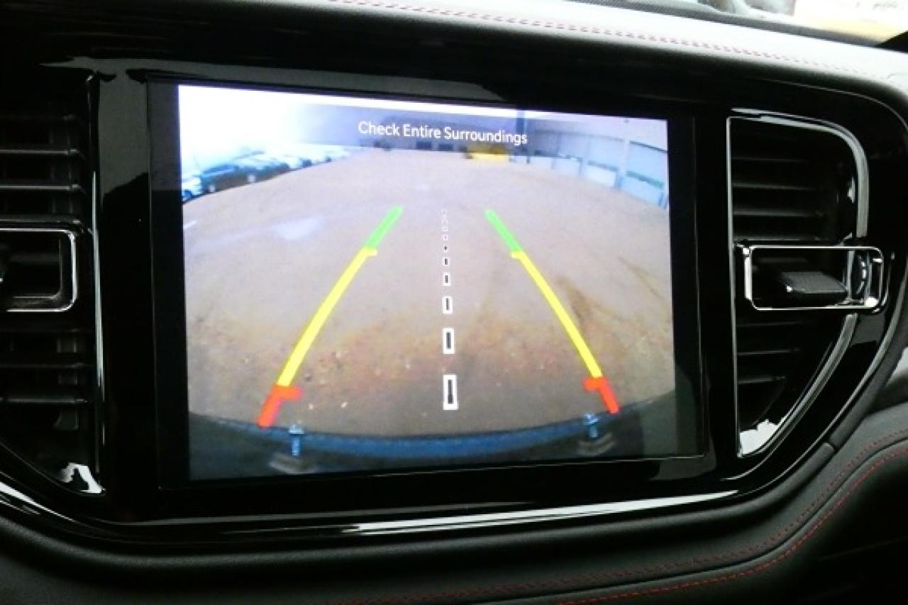 2024 Dodge Durango R/T Plus AWD w/H&C L, Htd wheel, S/R, NAV, BUC - Photo #15