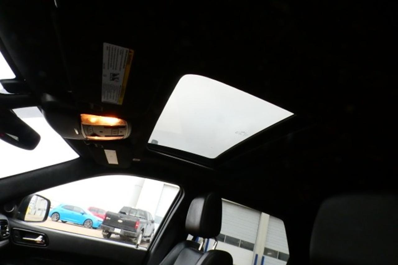 2024 Dodge Durango R/T Plus AWD w/H&C L, Htd wheel, S/R, NAV, BUC - Photo #18